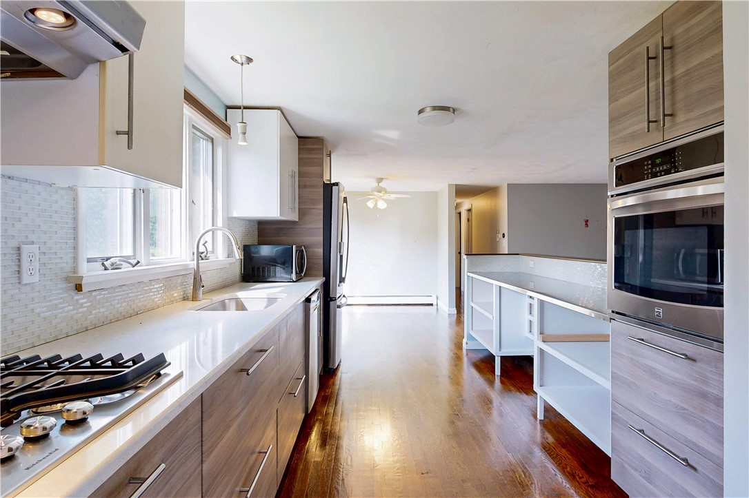 255 John Dyer Road Little Compton, RI 02837 - Photo 11 of 37