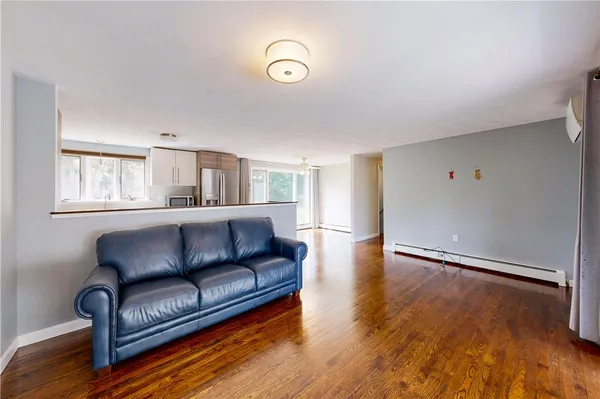 $850,000 | 255 John Dyer Road, Little Compton, RI 02837