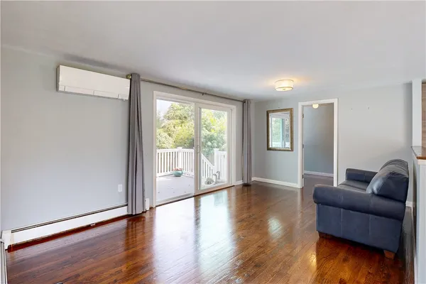 $850,000 | 255 John Dyer Road, Little Compton, RI 02837