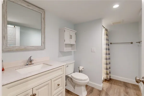 $850,000 | 255 John Dyer Road, Little Compton, RI 02837