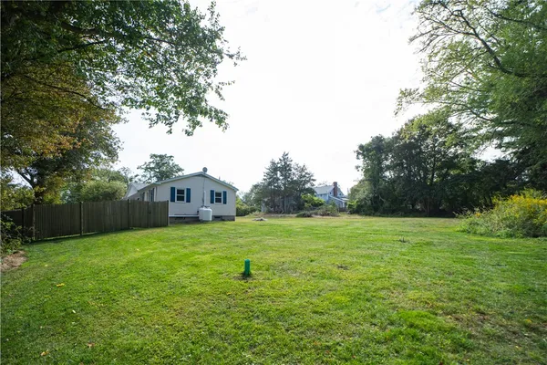 $850,000 | 255 John Dyer Road, Little Compton, RI 02837