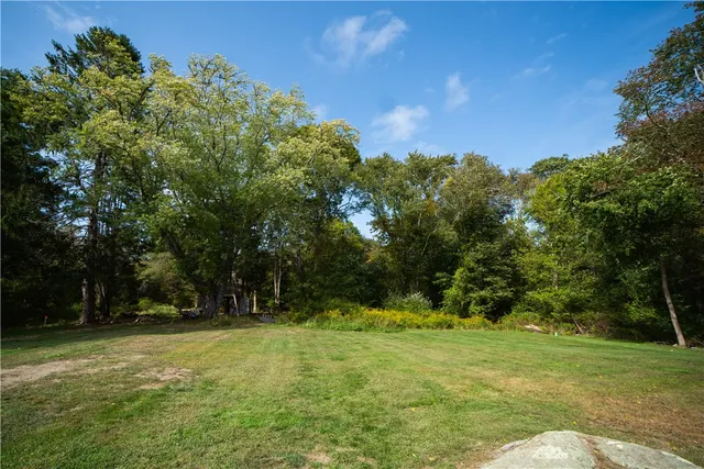 $850,000 | 255 John Dyer Road, Little Compton, RI 02837