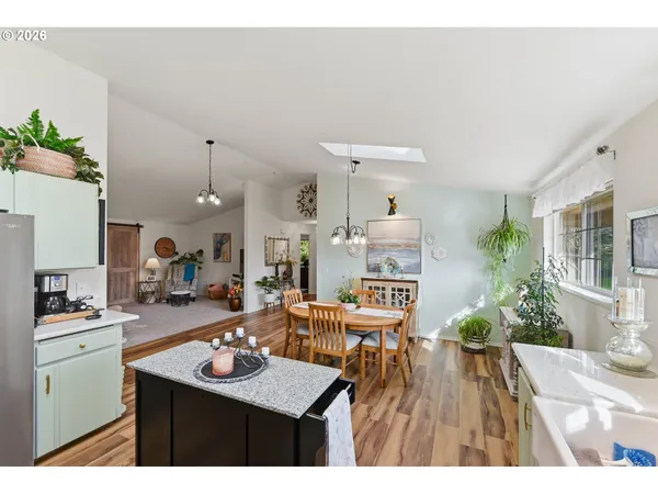$699,000 | 1345 Sanford Street, Coos Bay, OR 97420