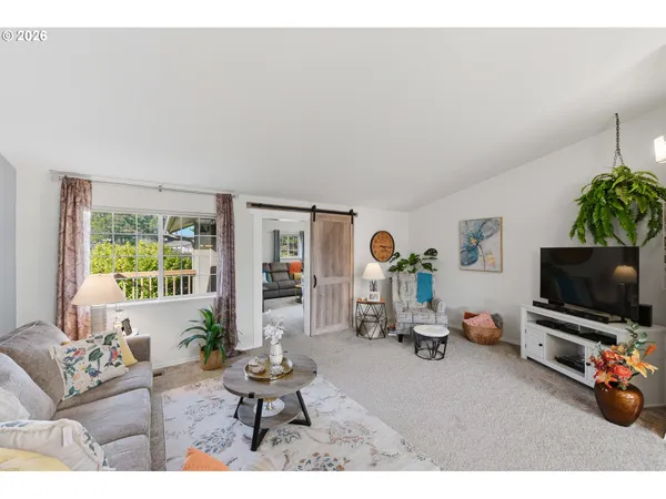 $699,000 | 1345 Sanford Street, Coos Bay, OR 97420