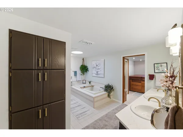 $699,000 | 1345 Sanford Street, Coos Bay, OR 97420
