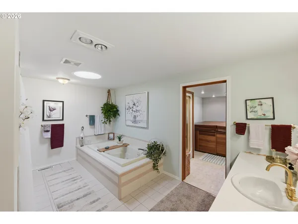 $699,000 | 1345 Sanford Street, Coos Bay, OR 97420