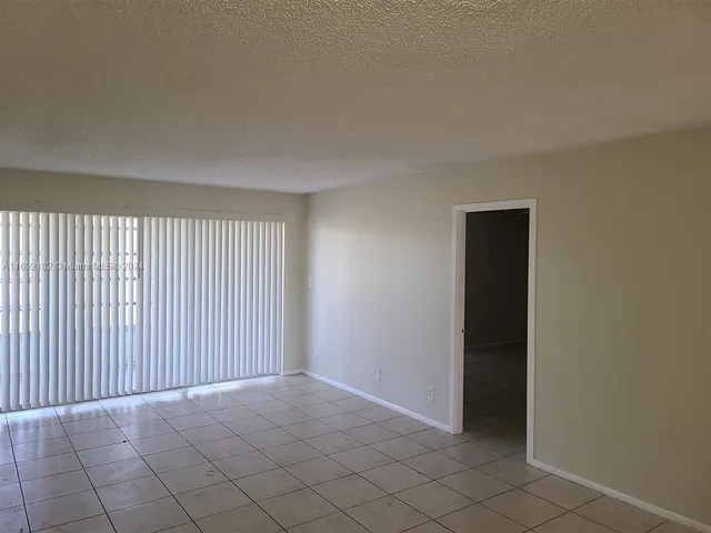 $1,600 | 8411 Lagos De Campo Boulevard, Unit 303U, Tamarac, FL 33321