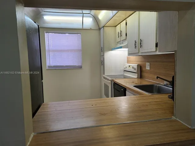 $1,600 | 8411 Lagos De Campo Boulevard, Unit 303U, Tamarac, FL 33321