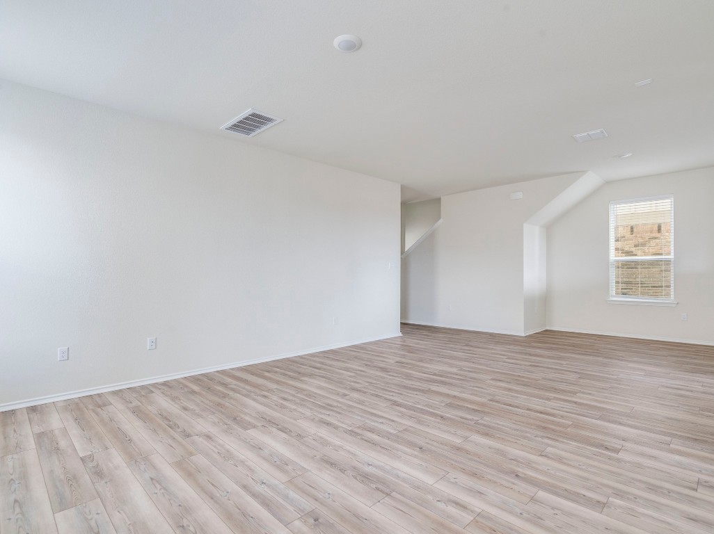 453 Tree Nut Loop Buda, TX 78610 - Photo 5 of 32