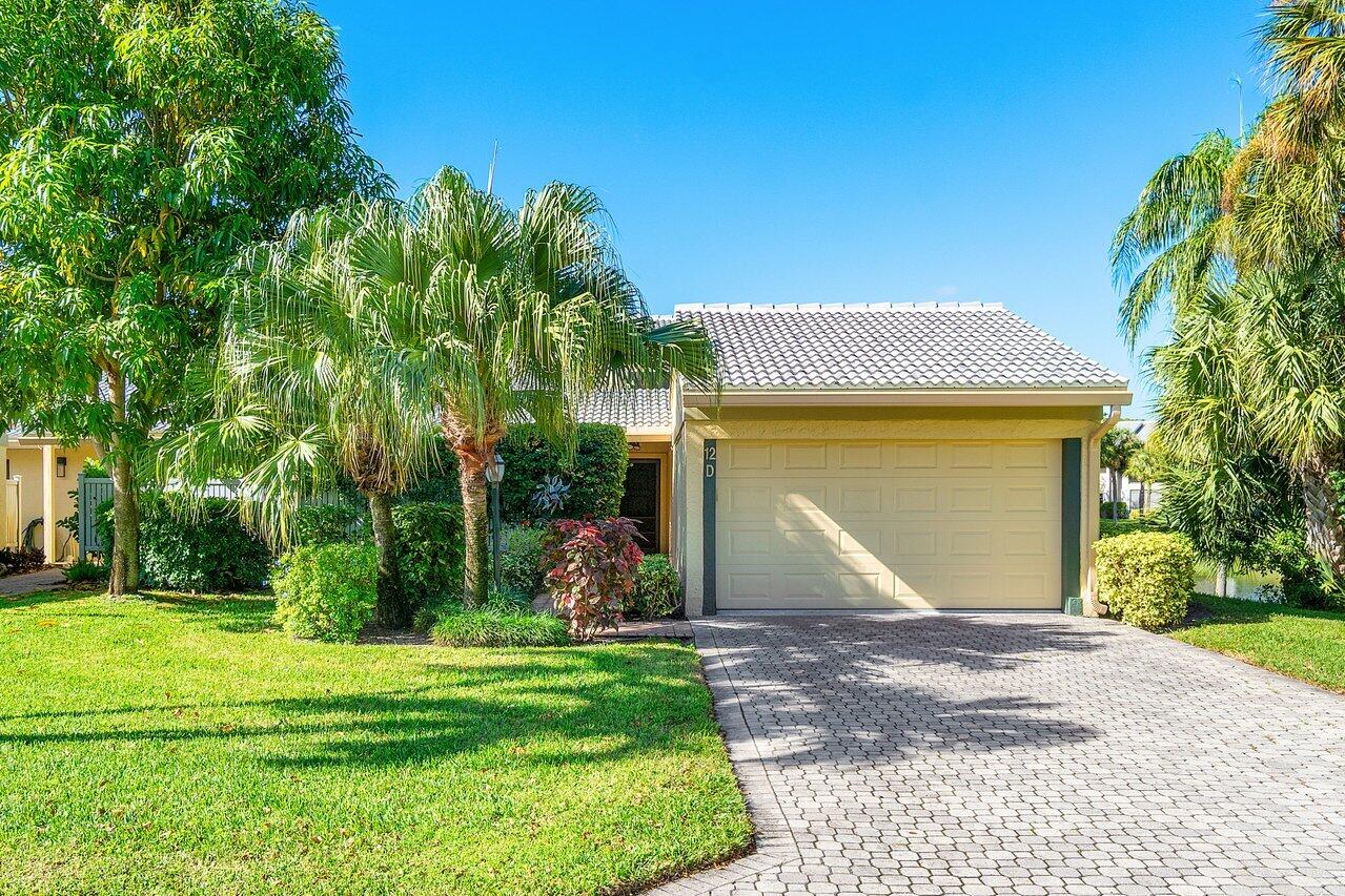 12 Eastgate Drive, Unit D Boynton Beach, FL 33436 - Photo 2 of 64 Front Exterior