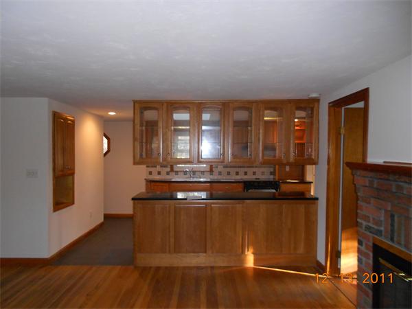 560 Old Post Road Walpole, MA 02081 - Photo 7 of 23 Gallery Image 7