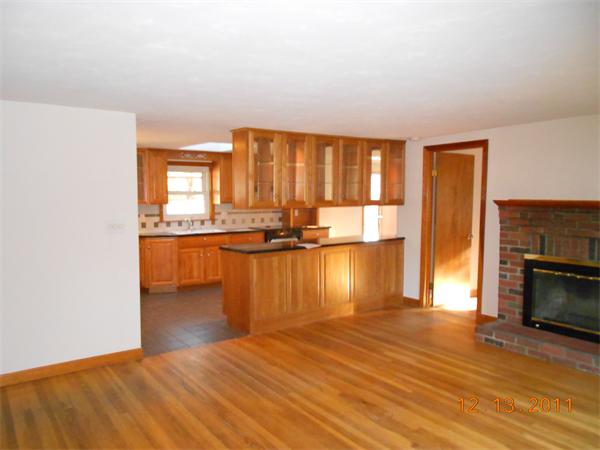560 Old Post Road Walpole, MA 02081 - Photo 8 of 23 Gallery Image 8