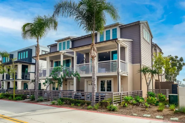 $1,499,000 | 807 Santa Barbara Place, San Diego, CA 92109