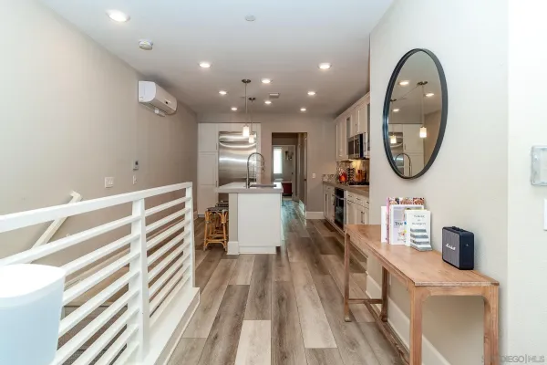 $1,499,000 | 807 Santa Barbara Place, San Diego, CA 92109