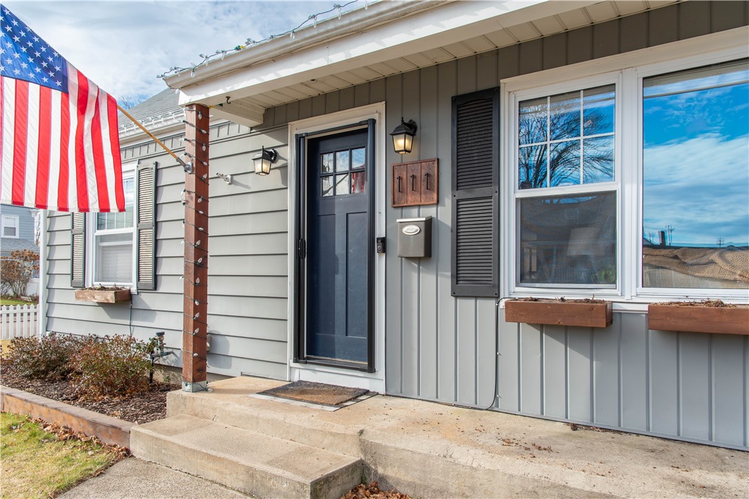 111 Woodhaven Road Pawtucket, RI 02861 - Photo 2 of 28 Gallery Image 2