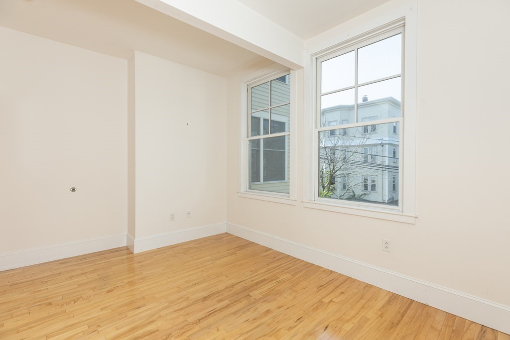 17 Ivaloo Street, Unit 9 Somerville, MA 02143 - Photo 12 of 23