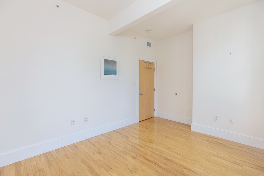 17 Ivaloo Street, Unit 9 Somerville, MA 02143 - Photo 13 of 23