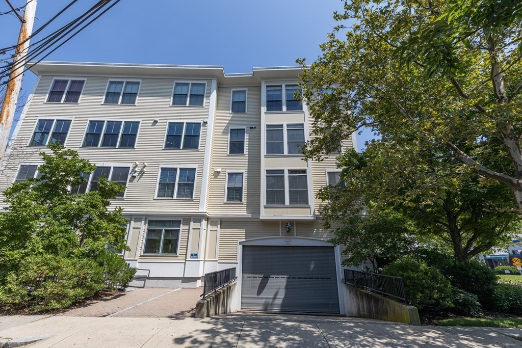 17 Ivaloo Street, Unit 9 Somerville, MA 02143 - Photo 21 of 23