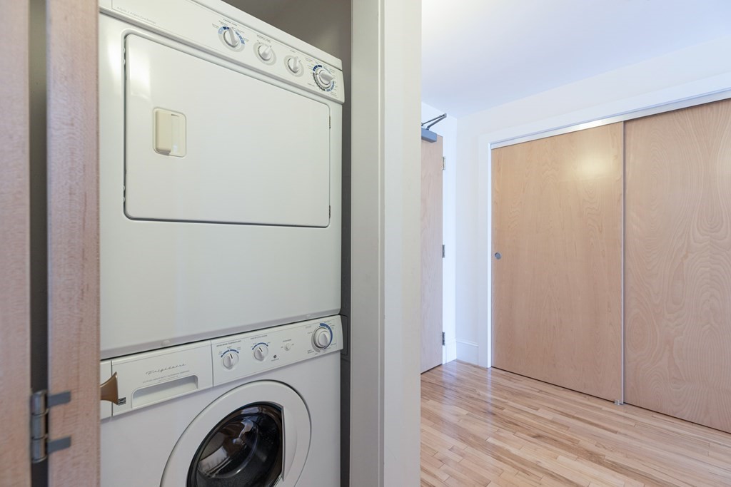 17 Ivaloo Street, Unit 9 Somerville, MA 02143 - Photo 10 of 23