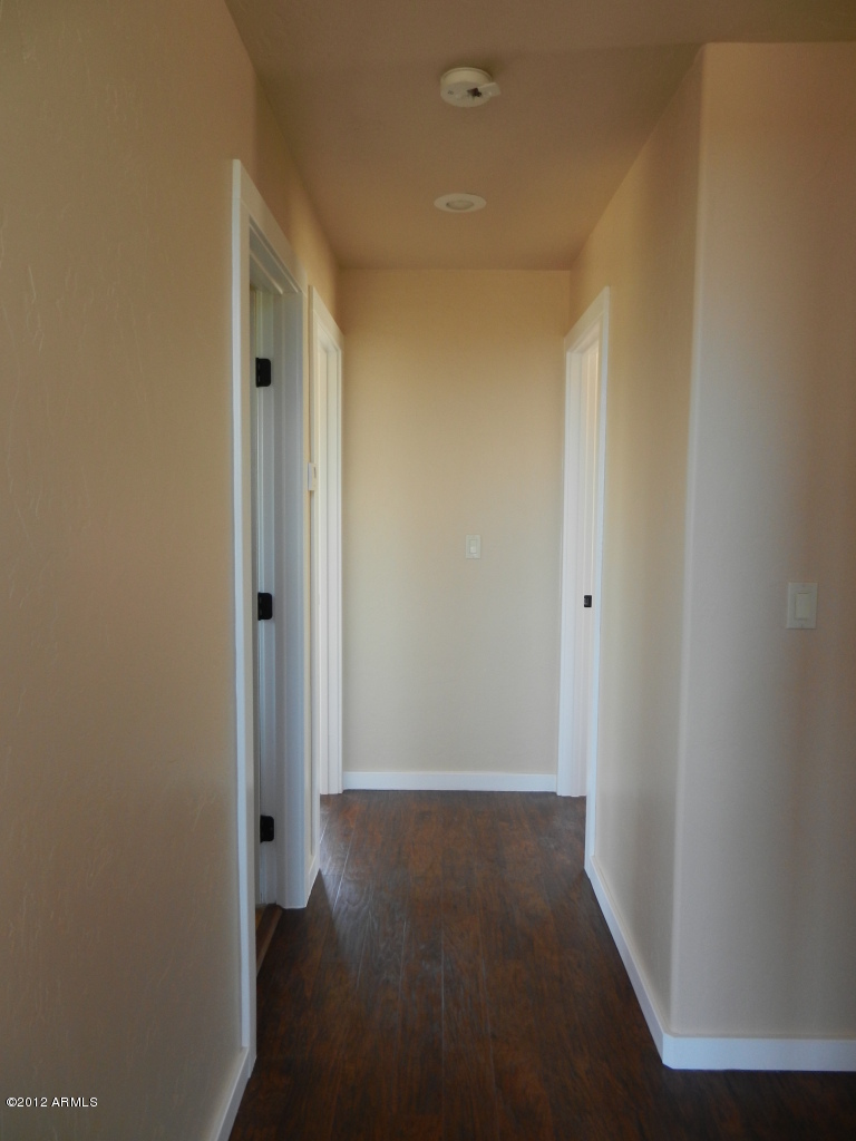 30485 West Conejo Road Seligman, AZ 86337 - Photo 8 of 10 129