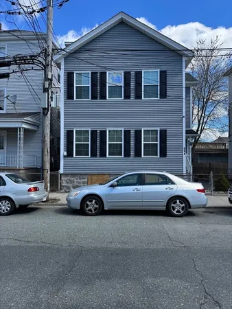 $2,000 | 694 King Philip Street, Unit 2, Fall River, MA 02724