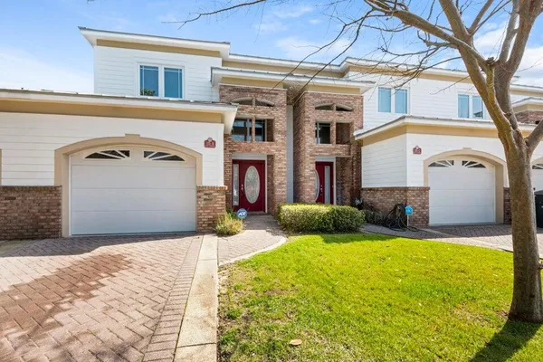 $1,900 | 115 Beal Parkway, Unit D, Fort Walton Beach, FL 32548