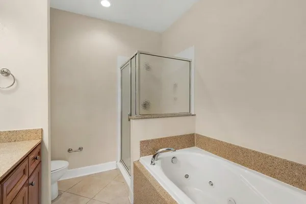 $1,900 | 115 Beal Parkway, Unit D, Fort Walton Beach, FL 32548