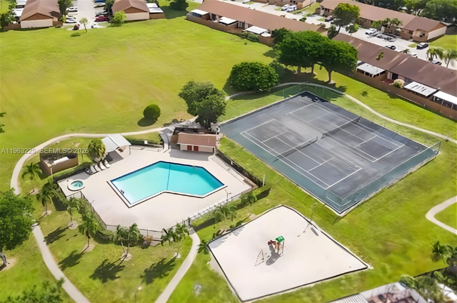 6708 Northwest 193rd Terrace Hialeah, FL 33015 - Photo 11 of 11