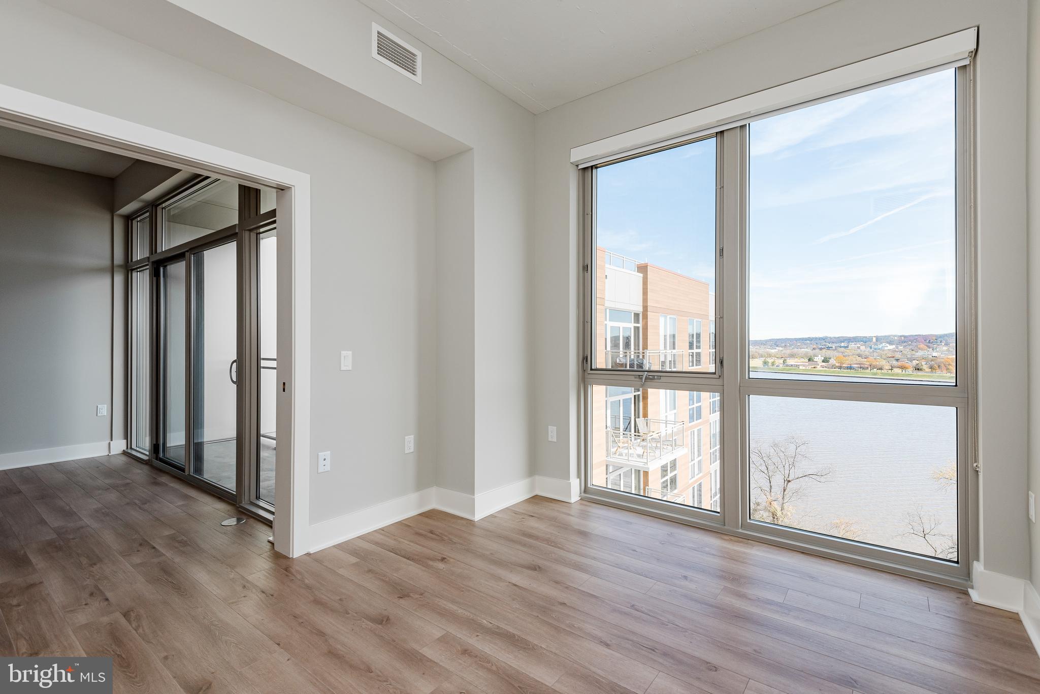 88 V Street Southwest, Unit 804 Washington, DC 20024 - Photo 31 of 51