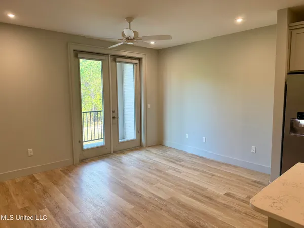 $204,900 | 2501 Bienville Boulevard, Unit 523, Ocean Springs, MS 39564