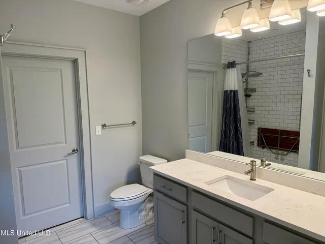 $220,000 | 2501 Bienville Boulevard, Unit 523, Ocean Springs, MS 39564