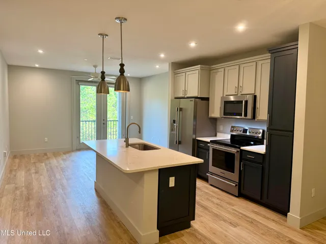 $220,000 | 2501 Bienville Boulevard, Unit 523, Ocean Springs, MS 39564