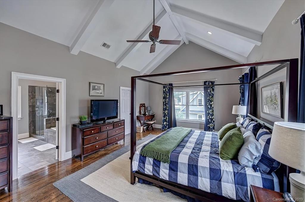 731 East 35th Street Charlotte, NC 28205 - Photo 13 of 30