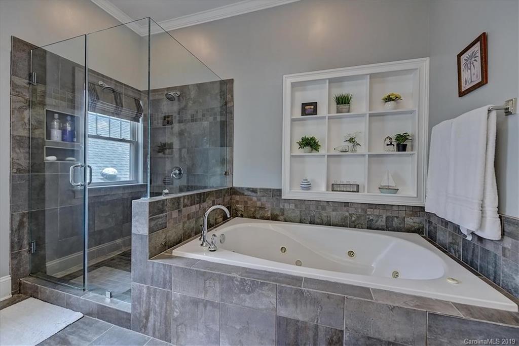 731 East 35th Street Charlotte, NC 28205 - Photo 16 of 30