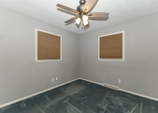 $215,000 | 1109 14th Avenue, Orion, IL 61273