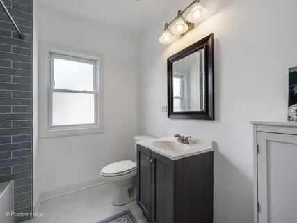 $850,000 | 5002 North Central Park Avenue, Chicago, IL 60625