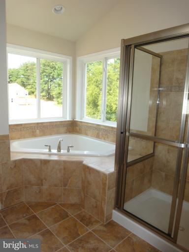 5686 Trotter Road Clarksville, MD 21029 - Photo 25 of 28 Bath (Master)