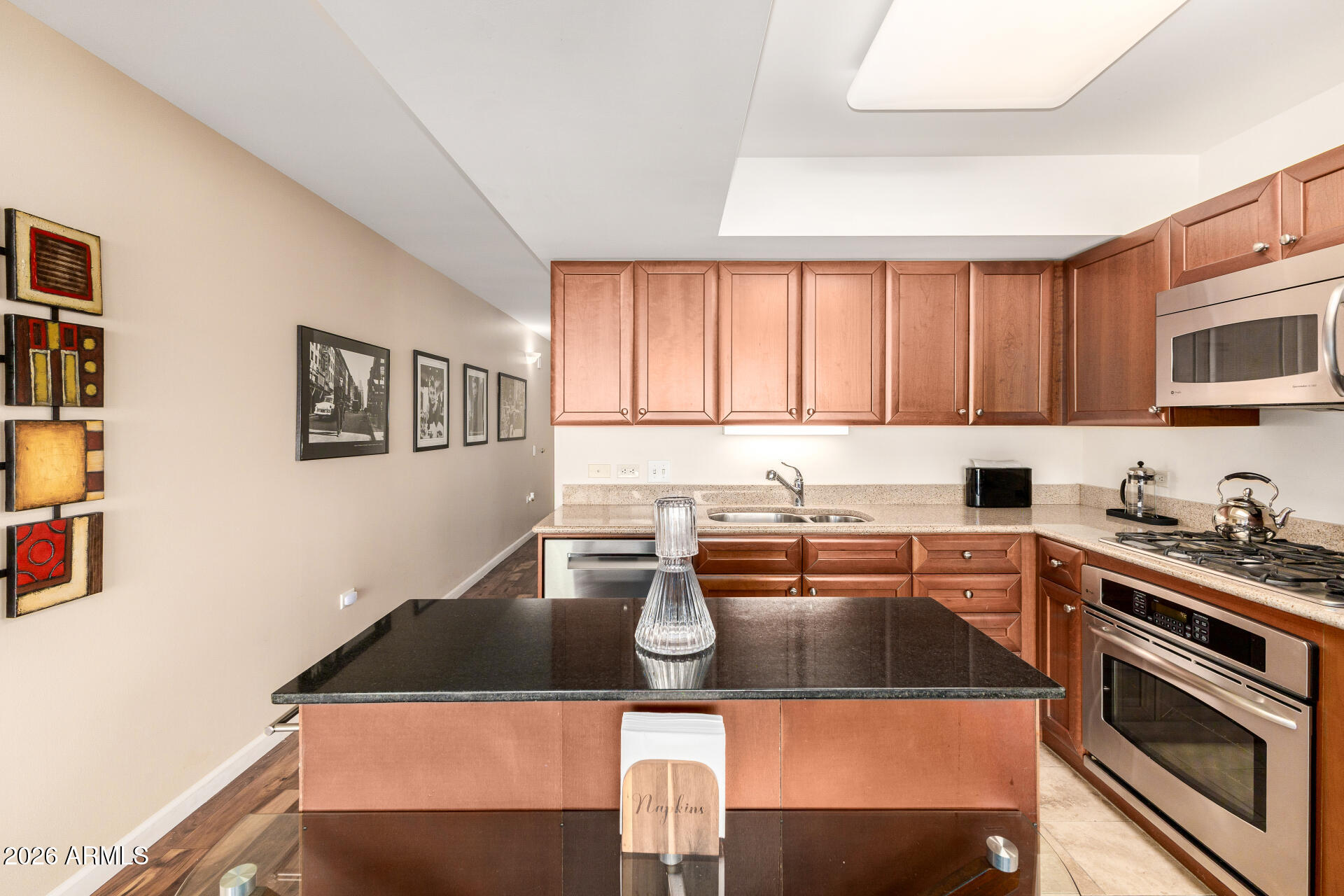 4808 North 24th Street, Unit 1402 Phoenix, AZ 85016 - Photo 7 of 38 Kitchen IV