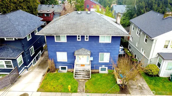 $1,450,000 | 5026 20th Avenue Northeast, Seattle, WA 98105