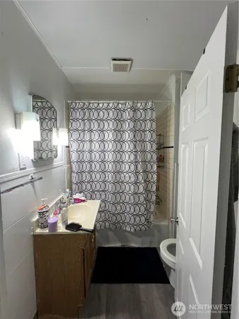 $1,450,000 | 5026 20th Avenue Northeast, Seattle, WA 98105