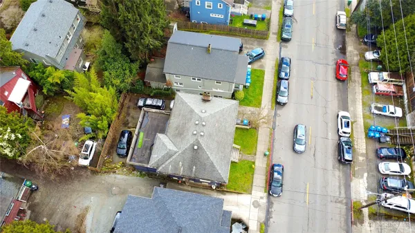 $1,450,000 | 5026 20th Avenue Northeast, Seattle, WA 98105