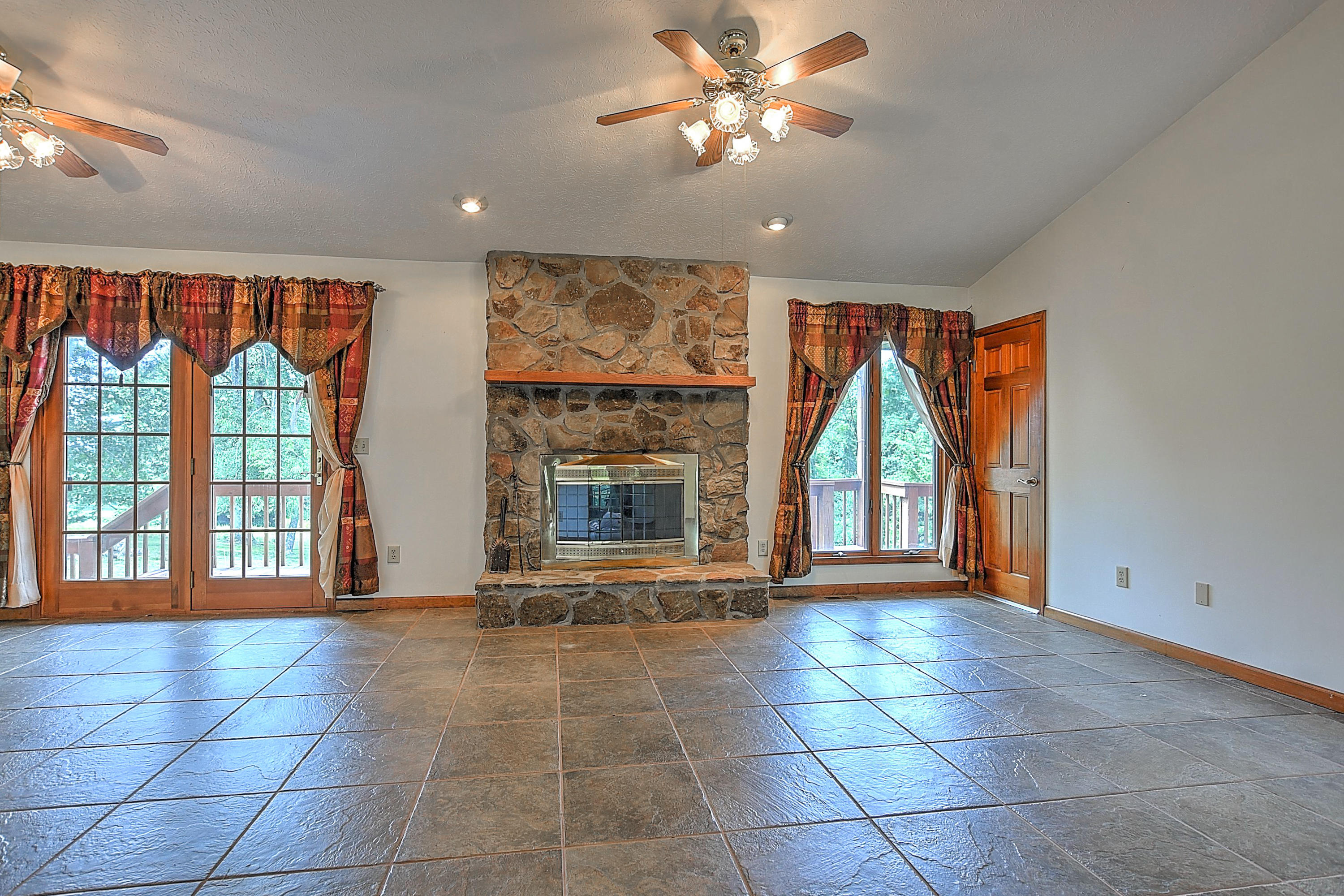 360 Rangewood Road Piney Flats, TN 37686 - Photo 8 of 56 Rangewood Rd-8