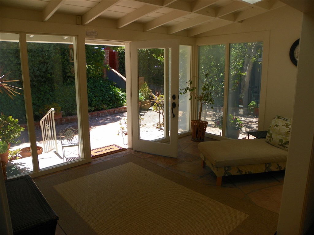 1516 Kearsarge Road La Jolla, CA 92037 - Photo 13 of 25