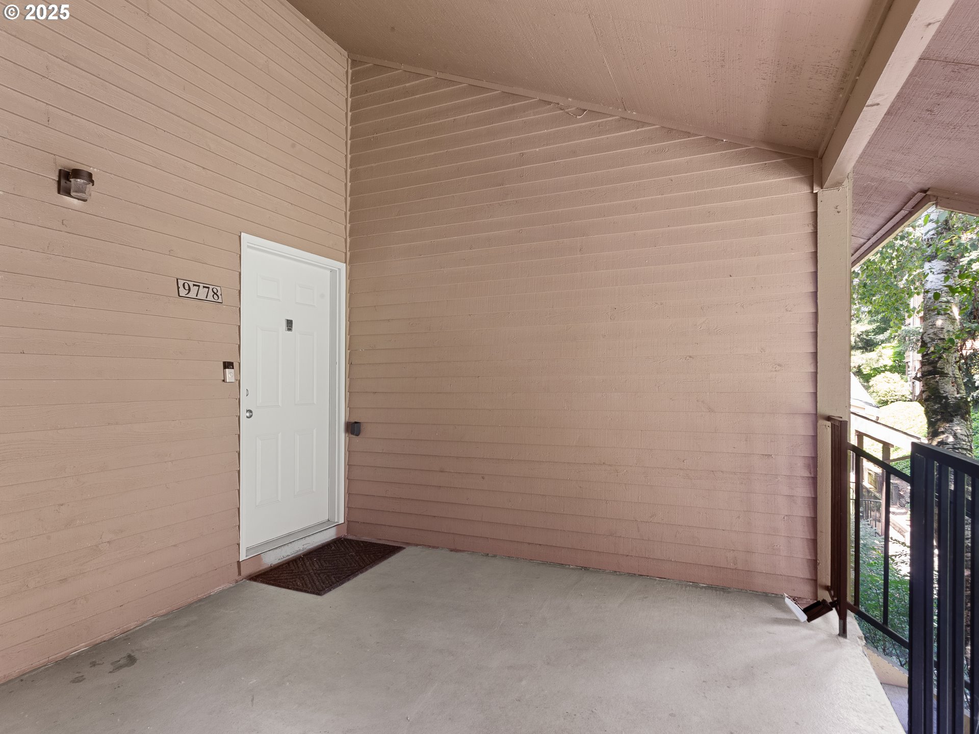 9778 Southeast Talbert Street Clackamas, OR 97015 - Photo 2 of 27