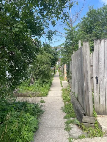 $129,900 | 4810 South Drexel Boulevard, Unit G, Chicago, IL 60615