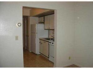 608 Northwest 13th Street, Unit 12 Boca Raton, FL 33486 - Photo 5 of 9 KITCHEN
