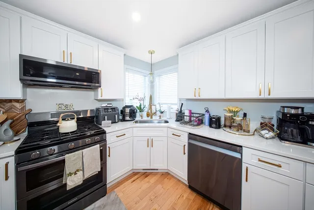 $699,000 | 27 Vista Way, Fall River, MA 02724