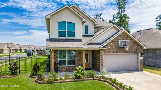 $295,000 | 201 Rue Viansa, Lafayette, LA 70501