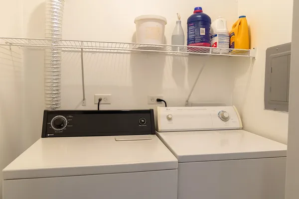 $200,000 | 5850 Fresno Court, Unit A, Hanover Park, IL 60133