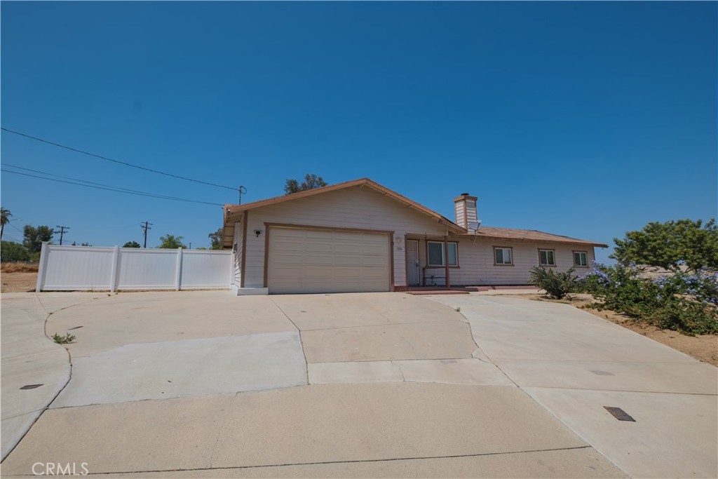 1104 Navajo Road Perris, CA 92570 - Photo 2 of 25 Gallery Image 2